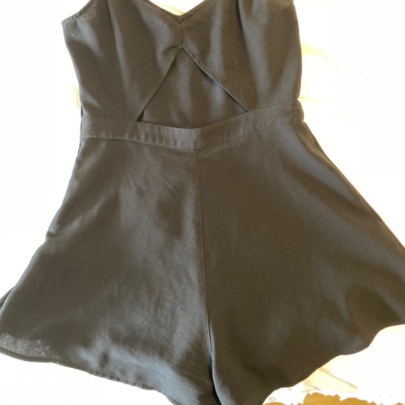 H&M romper - Picture 2 of 4